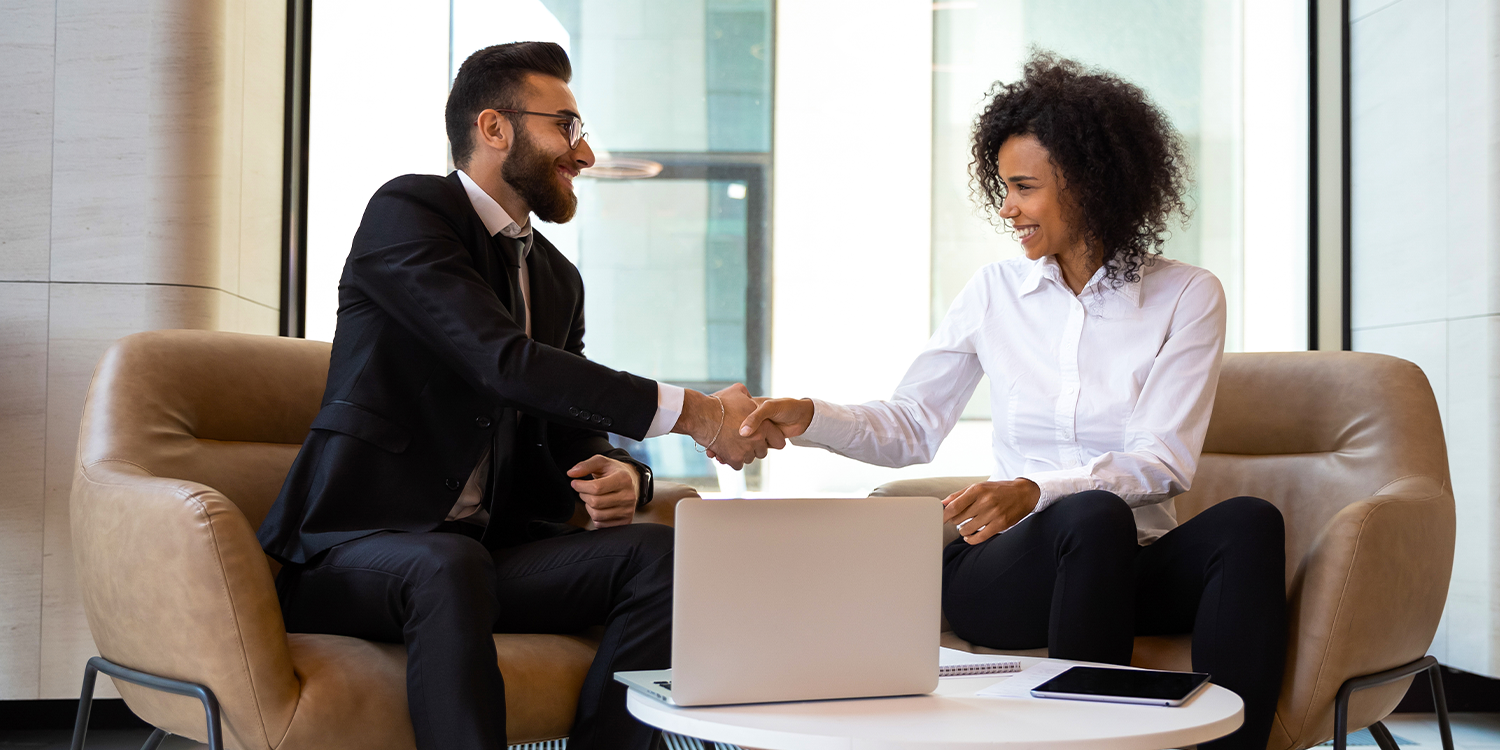 Blog 4 tips for a better new hire experience