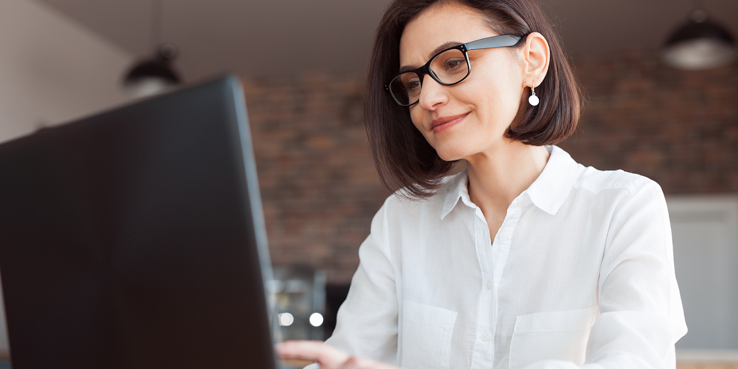 Blog overcome hr challenges with hr technology