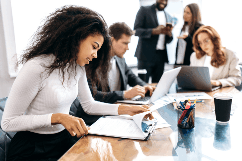 Blog 5 reasons why employees leave