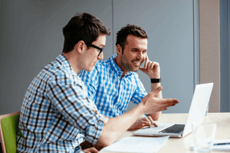Blog 9 features of paperless onboarding software to increase efficiency