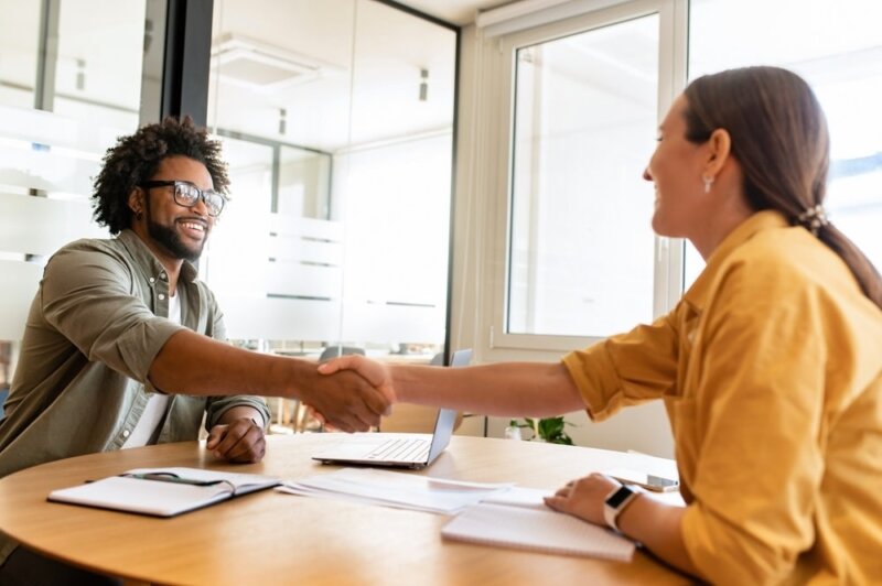 Blog inclusive onboarding strategies welcoming diverse teams