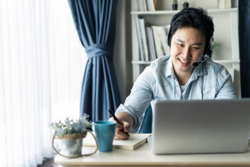Blog quick tips to strengthen candidate sourcing strategies