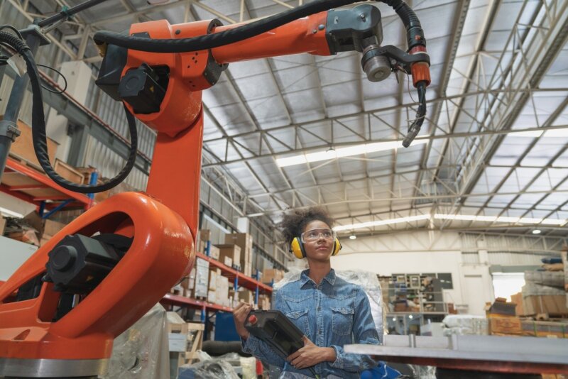 Blog ways to boost employee engagement in manufacturing